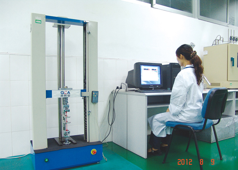 Electromechanical Universal Testing Machine